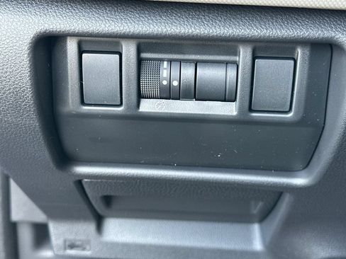 Used 2026 Subaru Forester AWD/4WD image 28