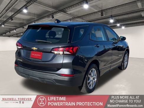 Used 2022 Chevrolet Equinox LS image 16