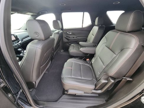 Used 2023 Chevrolet Traverse RS AWD/4WD image 36