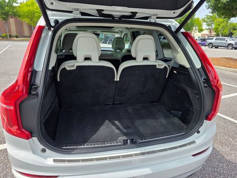 Used 2020 Volvo XC90 T5 Momentum w/ Protection Package Premier AWD/4WD image 35