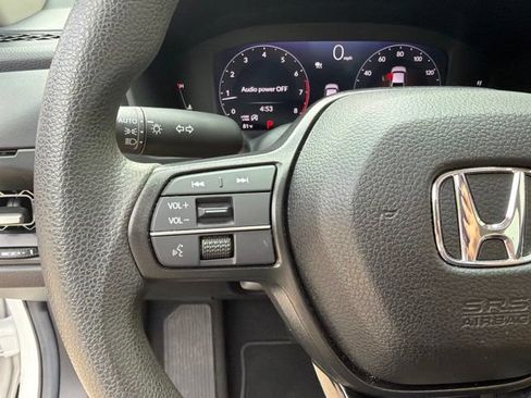 Certified 2025 Honda Accord SE image 31