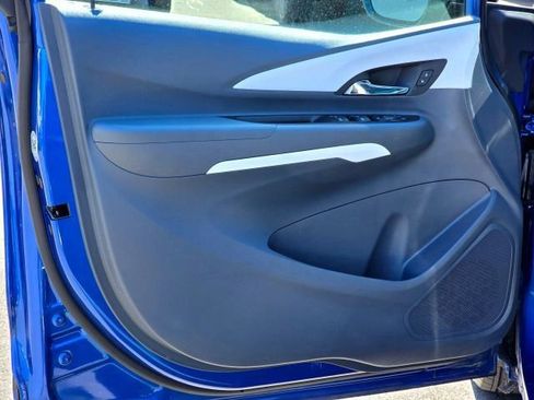 Used 2019 Chevrolet Bolt LT FWD image 27