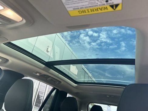 Certified 2025 Volvo XC90 B6 Plus AWD/4WD image 27