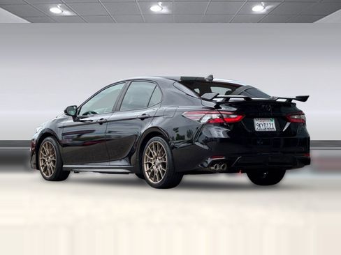 Certified 2024 Toyota Camry SE FWD image 3