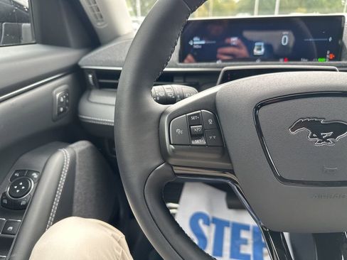 New 2025 Ford Mustang Mach-E Premium image 18