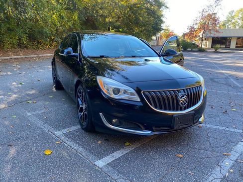 Used 2017 Buick Regal Sport Touring image 46