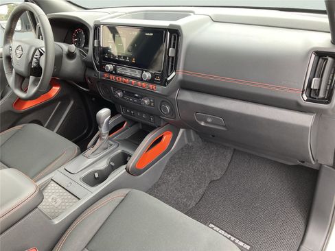 New 2026 Nissan Frontier Pro-X w/ Pro-X Convenience Package image 17