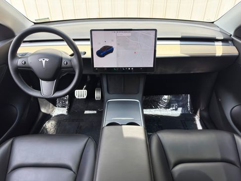 Used 2021 Tesla Model Y Long Range AWD/4WD image 12