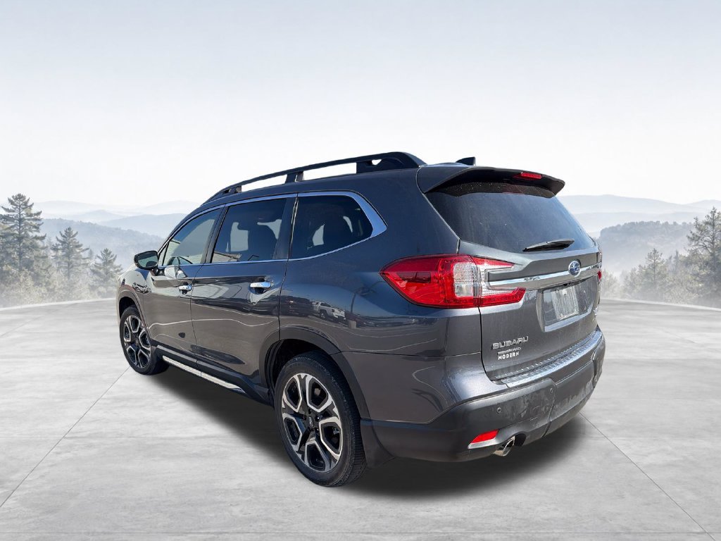 Used 2024 Subaru Ascent Touring w/ Popular Package #2 AWD/4WD image 7