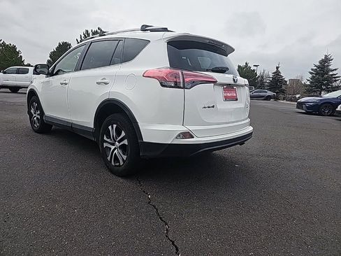 Used 2018 Toyota RAV4 LE w/ All Weather Liner Package image 7