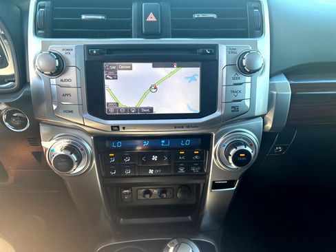 Used 2016 Toyota 4Runner Limited image 21