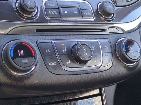 Used 2019 Chevrolet Impala Premier image 30