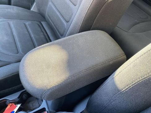 Used 2020 Jeep Renegade Latitude w/ Cold Weather Group image 19