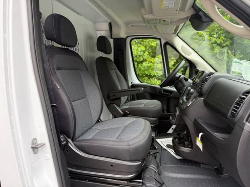 New 2025 RAM ProMaster 2500 w/ Convenience Group image 21