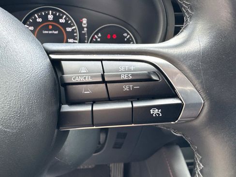 Used 2024 MAZDA MAZDA3 s image 32