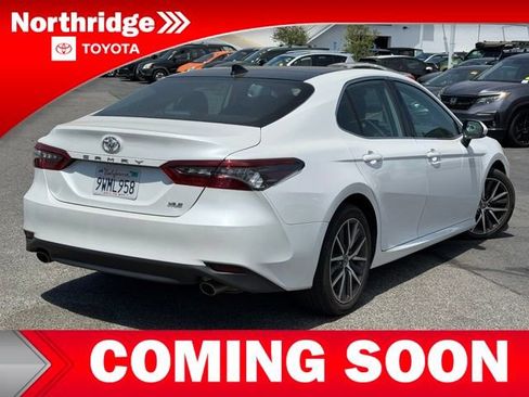 Used 2023 Toyota Camry XLE FWD image 4