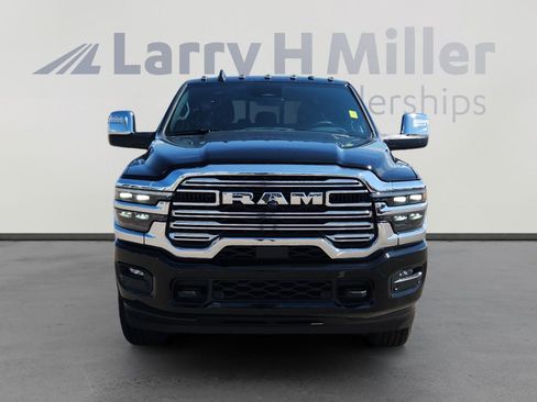 New 2025 RAM 2500 Laramie image 9