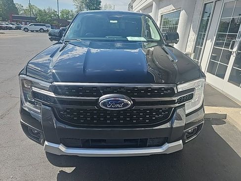 Used 2025 Ford Ranger Lariat AWD/4WD image 3