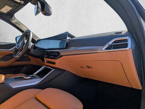 Used 2025 BMW 430i xDrive w/ M Sport Package image 22