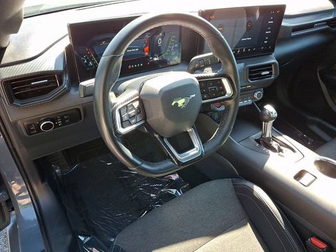 Used 2024 Ford Mustang GT RWD image 11