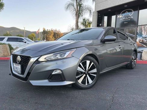 Used 2022 Nissan Altima 2.5 SV image 13
