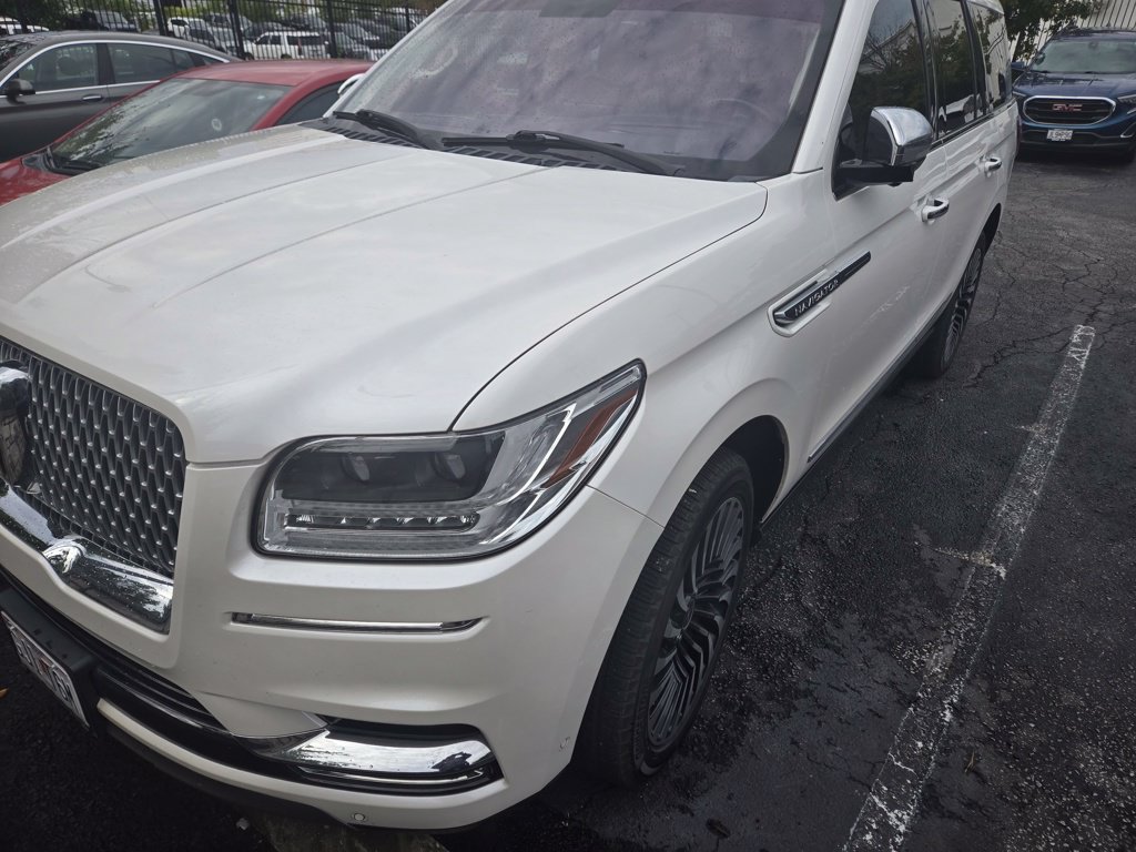 Used 2018 Lincoln Navigator Black Label w/ Cargo Package AWD/4WD image 8