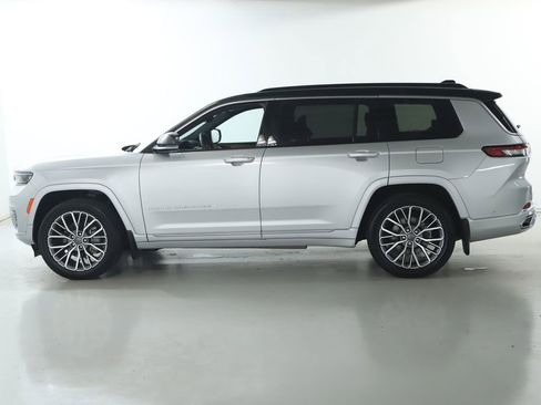 Used 2024 Jeep Grand Cherokee L Summit AWD/4WD image 41