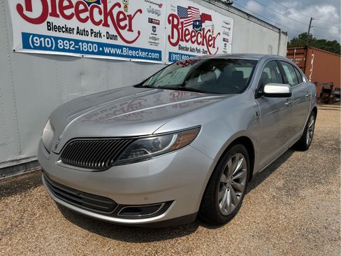 Used 2013 Lincoln MKS FWD image 6
