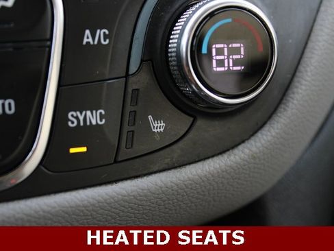 Used 2021 Chevrolet Equinox LT w/ Driver Convenience Package image 17