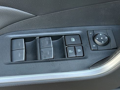 New 2025 Toyota RAV4 XLE Premium image 12