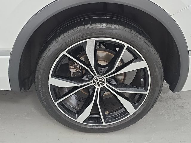 Used 2022 Volkswagen Tiguan SEL R-Line AWD/4WD image 33