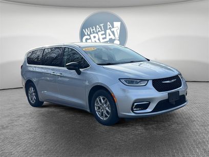 Certified 2024 Chrysler Pacifica Touring-L