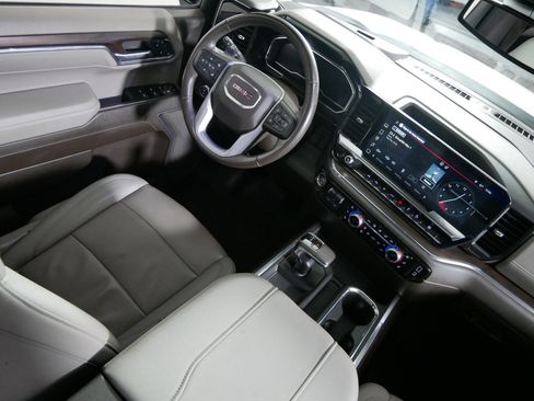 Certified 2023 GMC Sierra 1500 SLT w/ SLT Premium Plus Package image 9