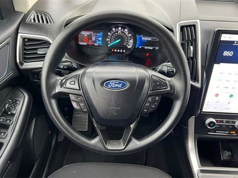 Used 2024 Ford Edge SE w/ Black Appearance Package image 19