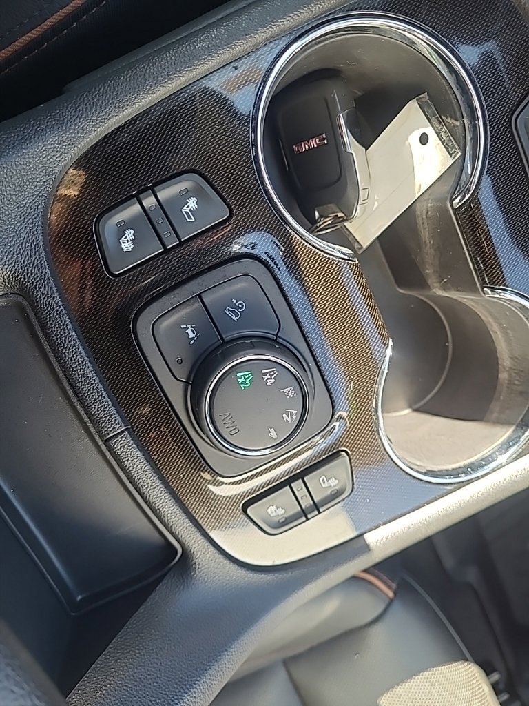 Used 2020 GMC Acadia AT4 w/ Driver Alert Package II AWD/4WD image 26