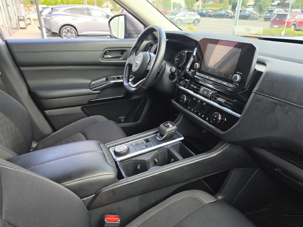 Certified 2024 Nissan Pathfinder SV AWD/4WD image 22