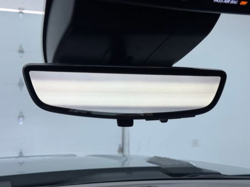 Used 2024 Chevrolet Silverado 2500 High Country w/ Technology Package image 4