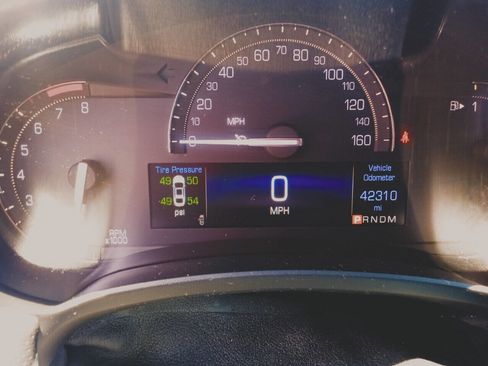 Used 2017 Cadillac XTS image 16