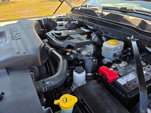 Used 2020 RAM 2500 Limited image 28