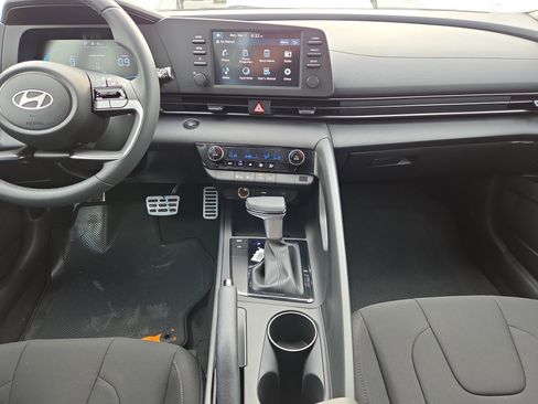 New 2026 Hyundai Elantra Sport image 10