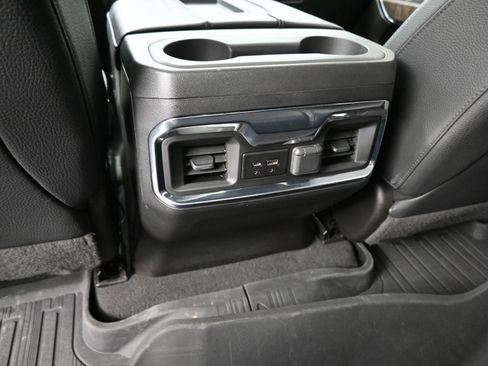 Certified 2022 GMC Sierra 3500 Denali image 14