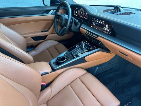 Certified 2025 Porsche 911 Carrera image 16