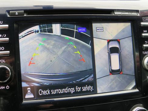 Used 2017 Nissan Murano SL image 19