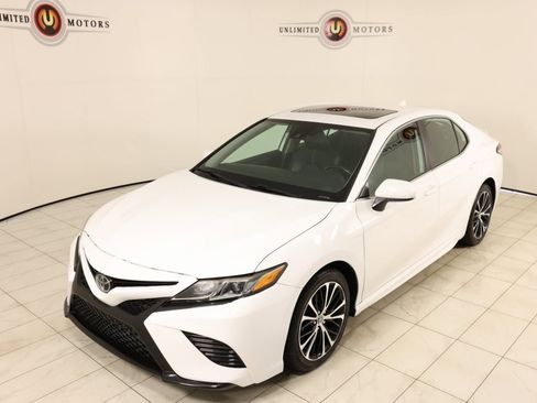 Used 2020 Toyota Camry SE image 35