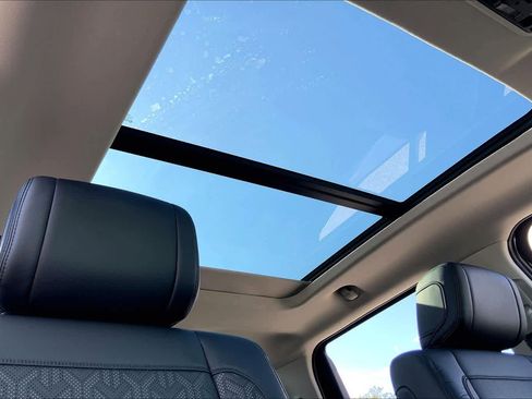 Used 2024 Toyota Tundra Limited image 13