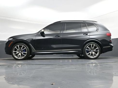 Used 2020 BMW X7 M50i w/ Dynamic Handling Package AWD/4WD image 32