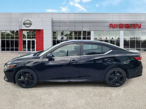 Certified 2023 Nissan Sentra SR w/ Midnight Edition Package FWD image 8