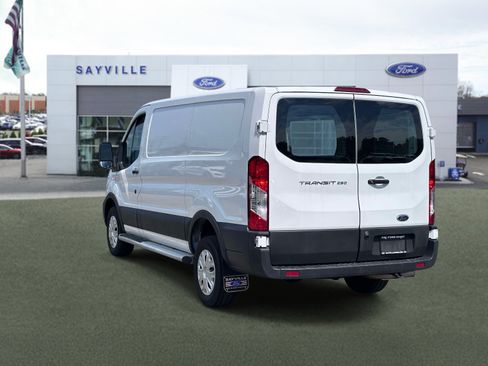Certified 2025 Ford Transit 250 Low Roof w/ Exterior Upgrade Package RWD image 4