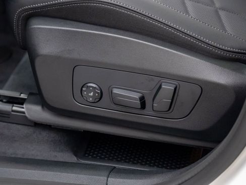 New 2026 BMW X1 xDrive28i image 14