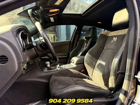 Used 2016 Dodge Charger R/T Scat Pack w/ Beats Audio Group RWD image 25
